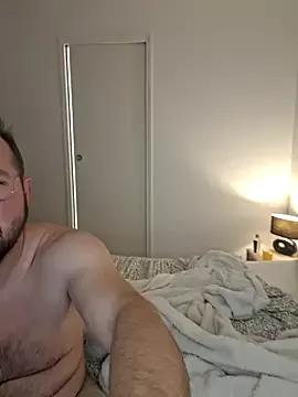 Sexecouplefr from StripChat is Freechat