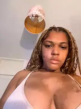 Sexxy_S from StripChat