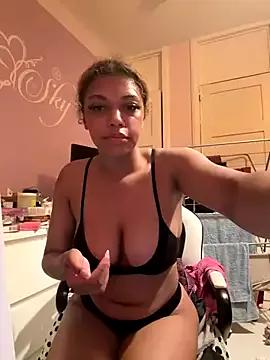Sexxy_S from StripChat