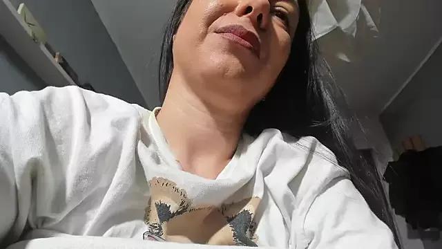 SexxyMeriem from StripChat