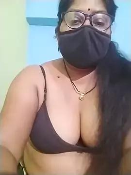 sexxyrenukaa from StripChat