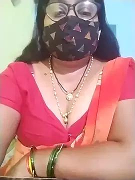 sexxyrenukaa from StripChat