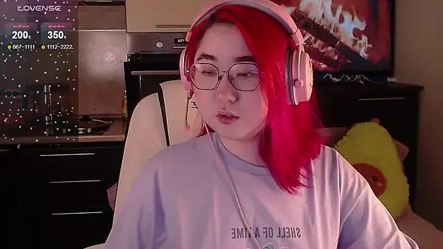 sexy_asian from StripChat is Freechat