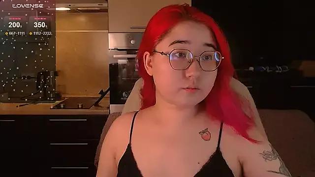 sexy_asian from StripChat is Freechat
