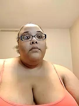 SexyBBW10790 from StripChat is Freechat