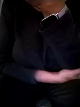 sexyguenda from StripChat is Freechat