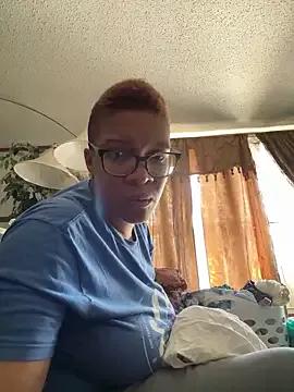 SexyHoneyRedd from StripChat is Freechat