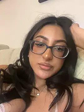 SexySophiaUK from StripChat is Freechat