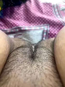 Sexyvarsha1431 webcams show profile image 