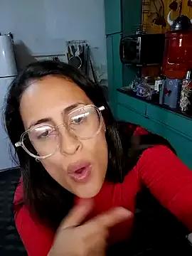shine_be from StripChat is Freechat