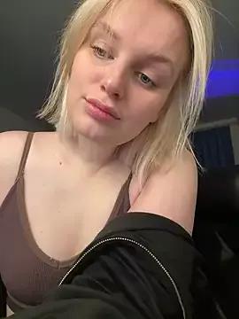 shiny_bunnyyy from StripChat is Freechat