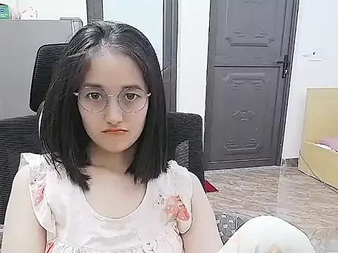 Shulee21 on StripChat