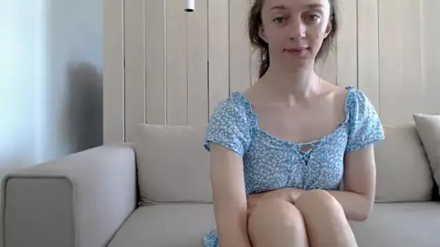 ShySchoolGirl from StripChat is Freechat