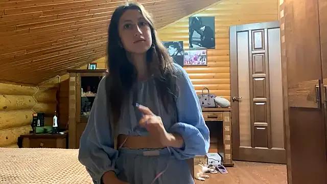 Shyselly from StripChat