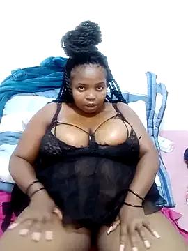 ShySexyBaddiexx from StripChat