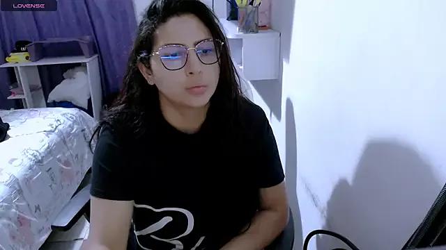 siddhixxx_592 from StripChat