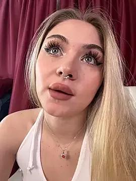 Photos of SierraFord from StripChat is Freechat