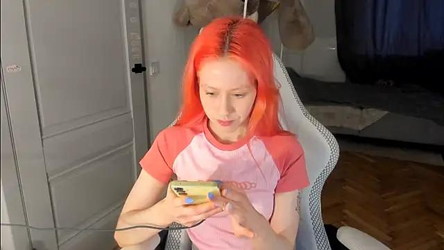 Silly__Milly from StripChat