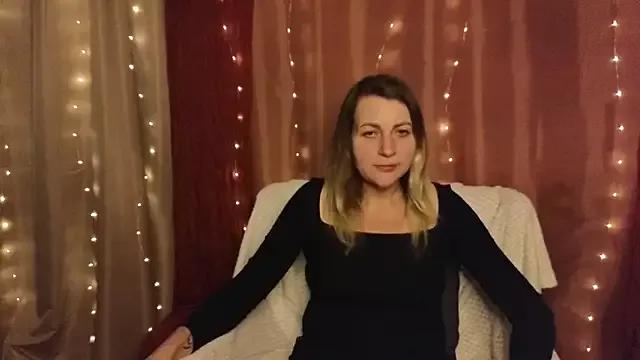 silvaraNoir from StripChat is Freechat