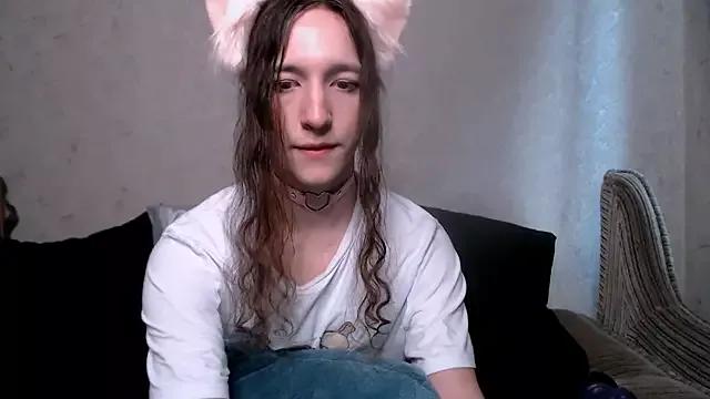 SilverMuse_ from StripChat is Freechat
