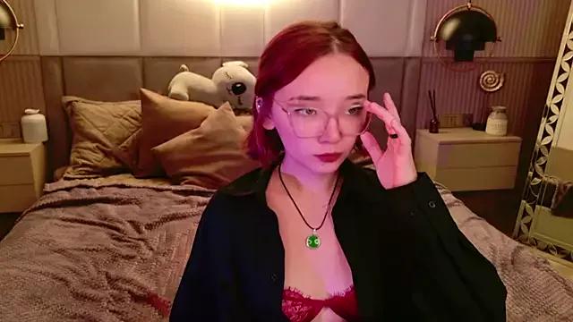 Silvia_Lore webcams show profile image 