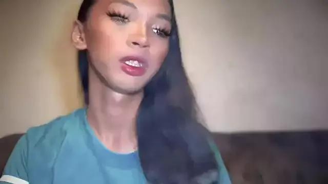 Simi_Ipit from StripChat
