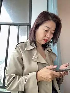 siru-love from StripChat is Freechat