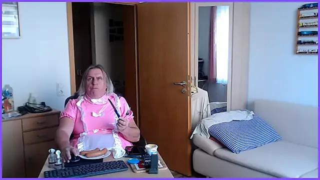 Sissygera from StripChat