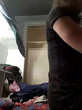 sissyvee from StripChat