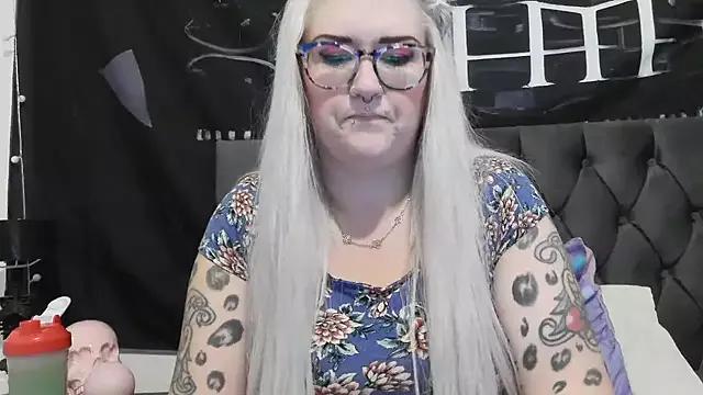 Sizzling_Indie36 from StripChat