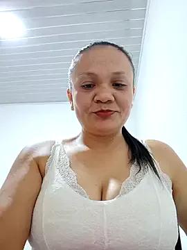 Skarlet_16 webcams show profile image 