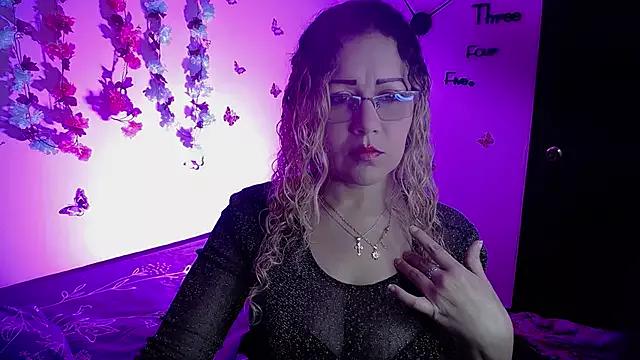 Skarleth_Diaz from StripChat is Freechat