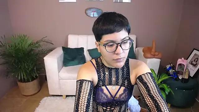 skye_nerdy from StripChat is Freechat