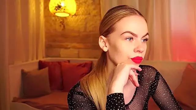 sn0w_barbie from StripChat is Freechat