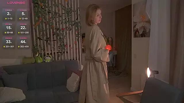 sofiapurex from StripChat is Freechat