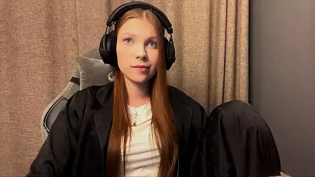 Softixq from StripChat is Freechat