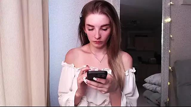 SooDana from StripChat