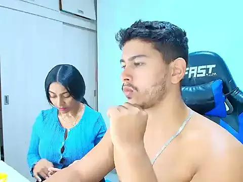 Sophia_and_alex webcams show profile image 