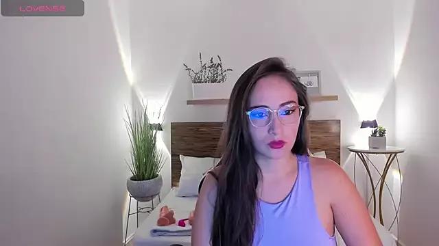 sophia_martinezz_ from StripChat is Freechat