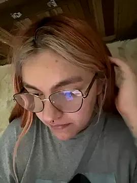 Sophia_Weest99 from StripChat is Freechat