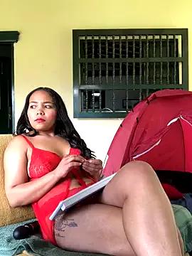 SophiaGuzman from StripChat is Freechat