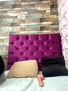 SophiaHilt0n from StripChat is Freechat