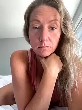 sophiasloane from StripChat is Freechat
