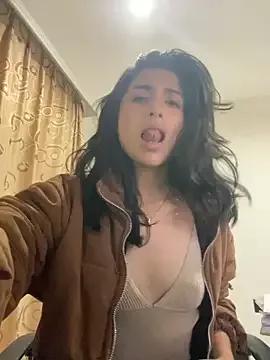 sophie_conelly from StripChat is Freechat