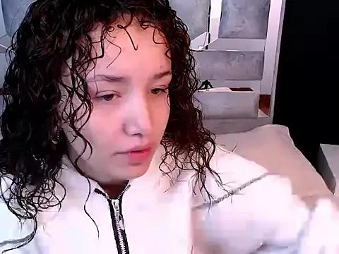 sophie_rosse1 from StripChat is Freechat