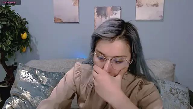 SophieAsh from StripChat is Freechat