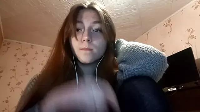 Discover our girls online shows and discover the company of countless livestreamers, with stunning shapes, sex toys and more.