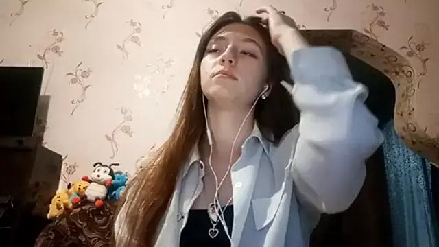 Sophiecuttie from StripChat is Freechat