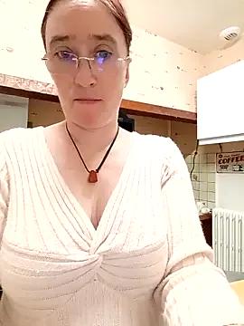 Sophierob1 from StripChat is Freechat