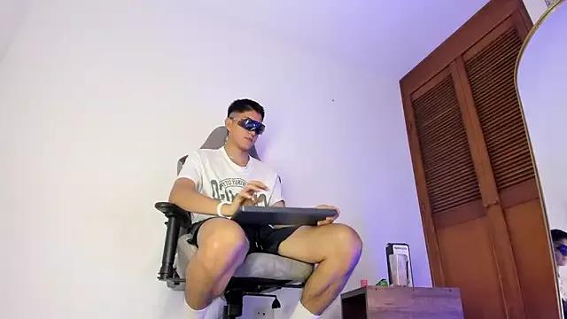 sotooliver1 from StripChat